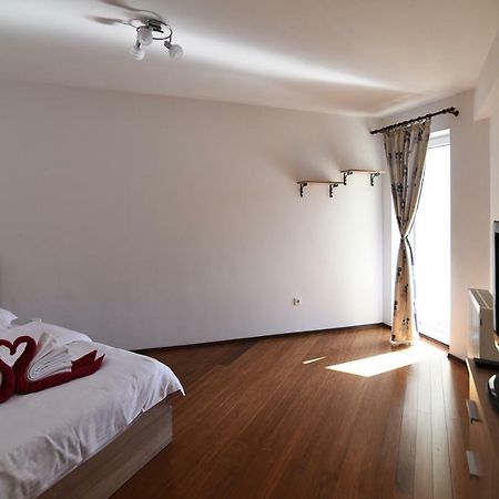 Appartement Avantgarden 57 à Braşov Extérieur photo