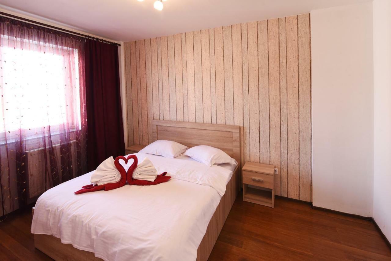 Appartement Avantgarden 57 à Braşov Extérieur photo